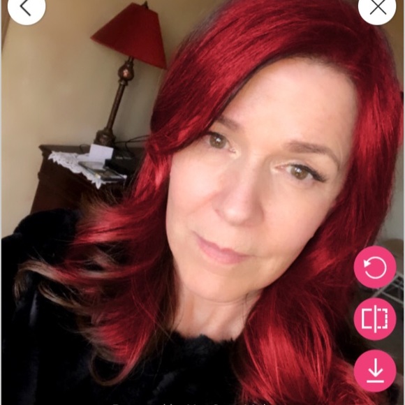 Meet your Posher, Colleen - Picture 2 of 4